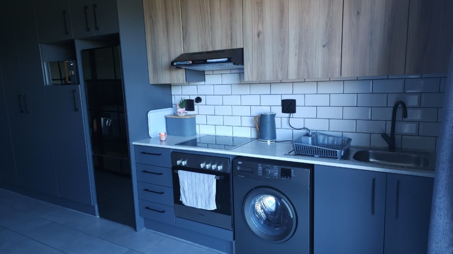 To Let 1 Bedroom Property for Rent in Sunridge Western Cape